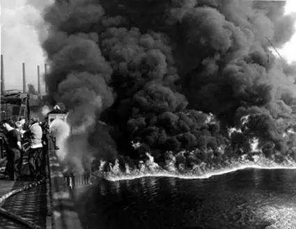 Cuyahoga River Fire 11 3 1952